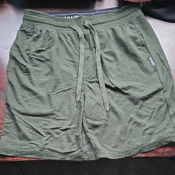Eddie Bauer Forest Green Lounge Shorts - Picture 1 of 5
